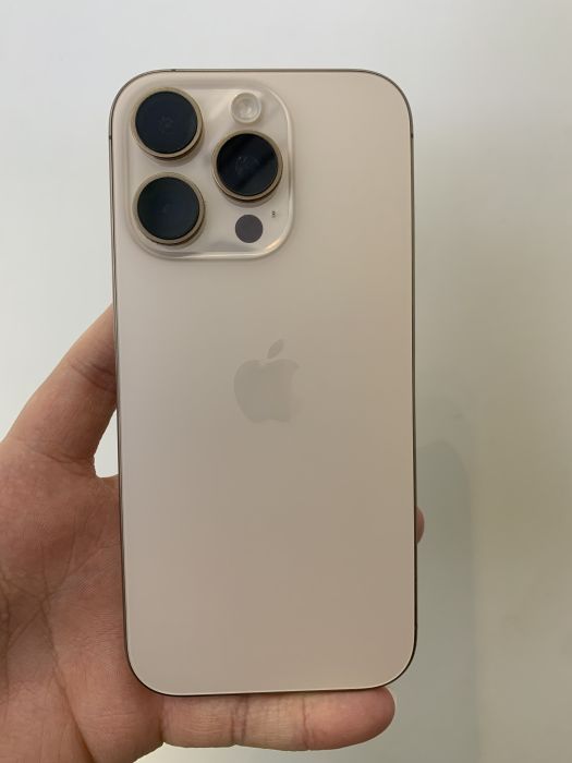 iPhone 16 Pro