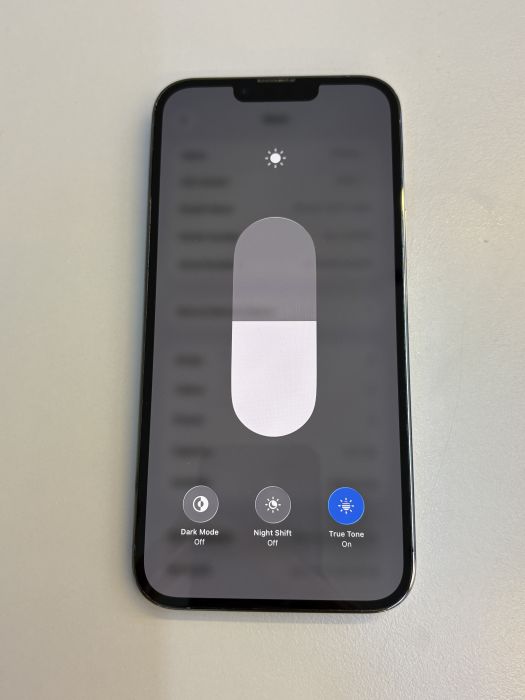 iPhone 13 Pro Max · 6/10