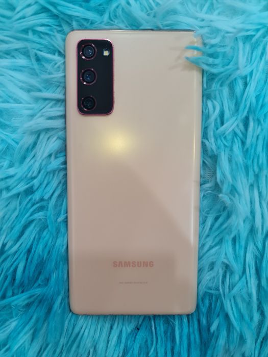 Samsung Galaxy S20 FE