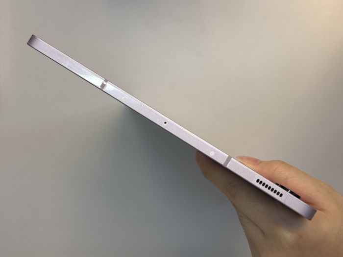 Samsung Galaxy Tab S9 FE+ Wi-fi · 5/7