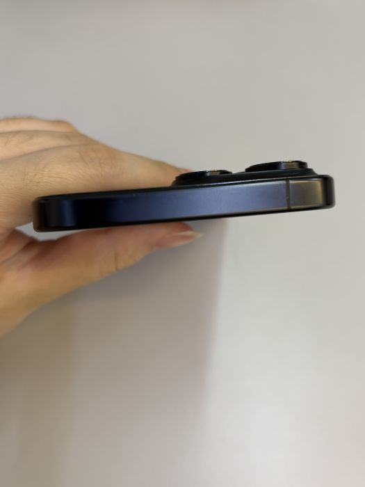 iPhone 16 Pro Max · 5/10