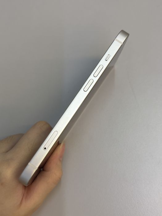 iPhone 13 · 2/9