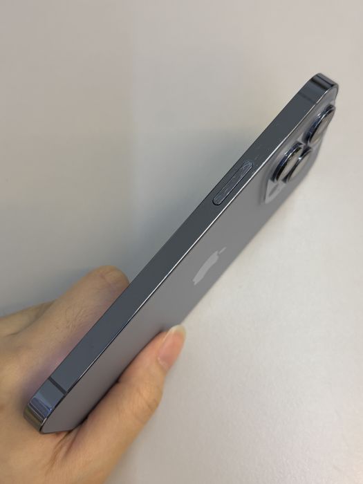iPhone 13 Pro · 3/9