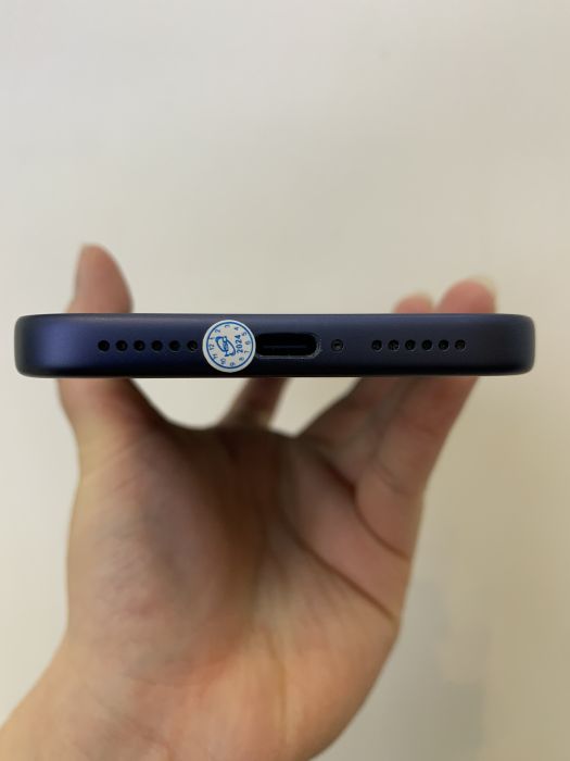 iPhone 17 Pro Max · 4/8