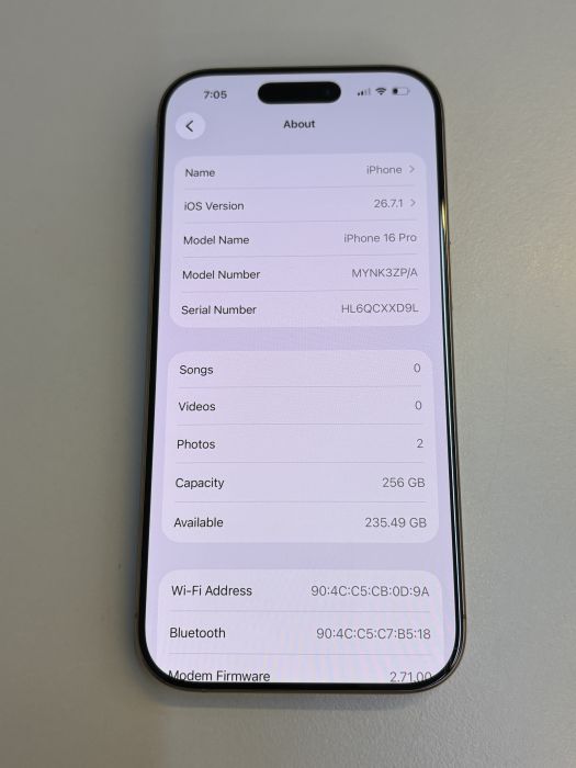 iPhone 16 Pro · 8/9