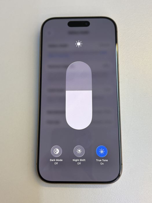 iPhone 16 Pro · 6/9