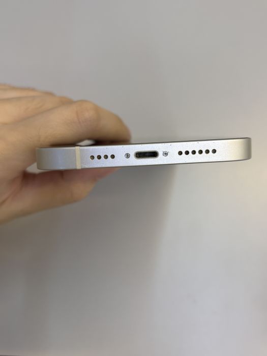 iPhone 14 Plus · 4/9