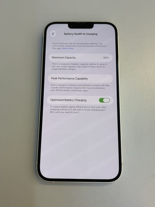 iPhone 14 Plus · 8/9