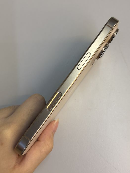 iPhone 16 Pro · 3/9
