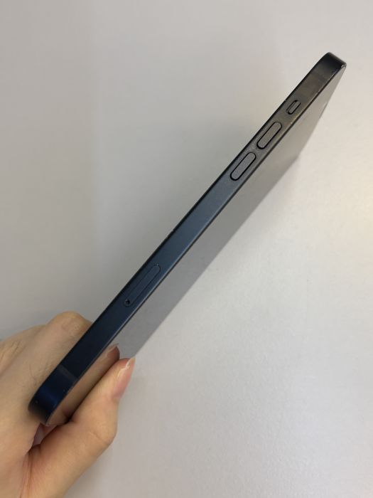 iPhone 14 Plus · 2/9