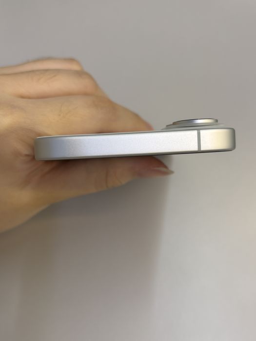 iPhone 17 · 5/9