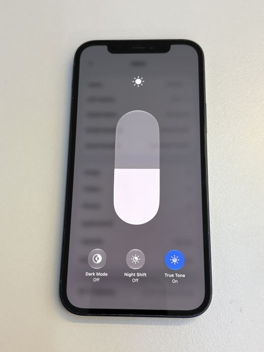iPhone 12 · 6/9