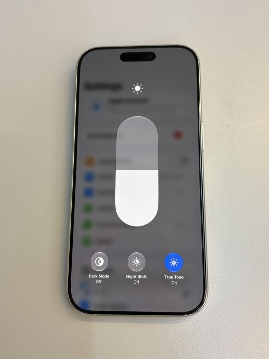 iPhone 16 Pro · 6/9