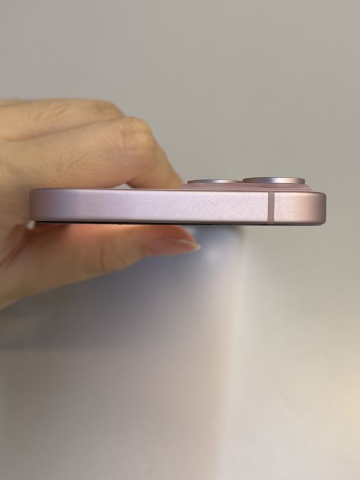 iPhone 15 · 5/9