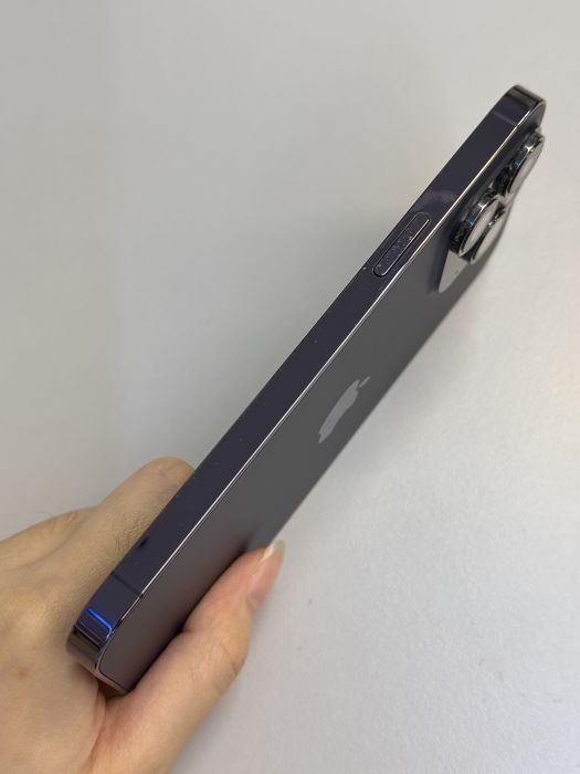 iPhone 14 Pro Max · 3/9