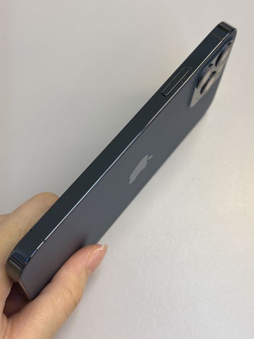 iPhone 12 Pro · 3/9