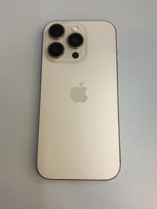 iPhone 16 Pro · 1/9