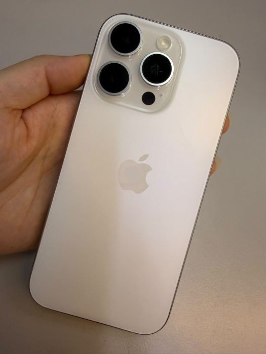 iPhone 16 Pro
