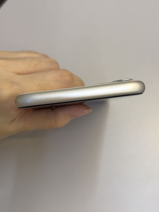 iPhone 11 · 5/9