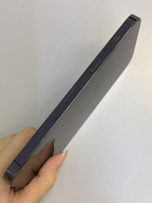 iPhone 14 Pro Max · 2/9