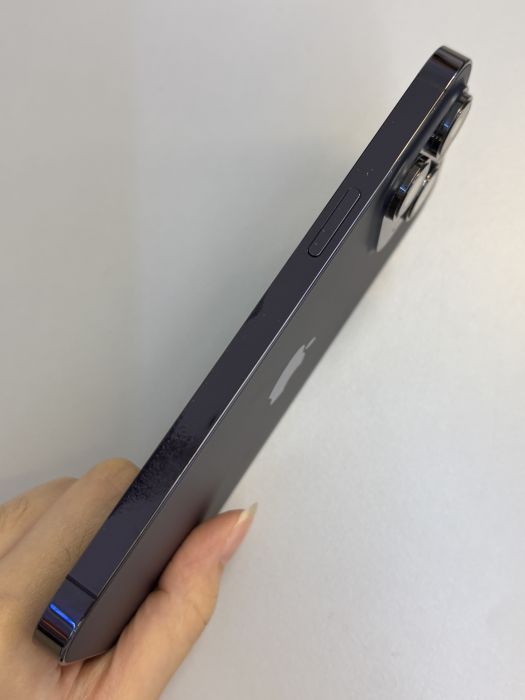 iPhone 14 Pro Max · 3/9