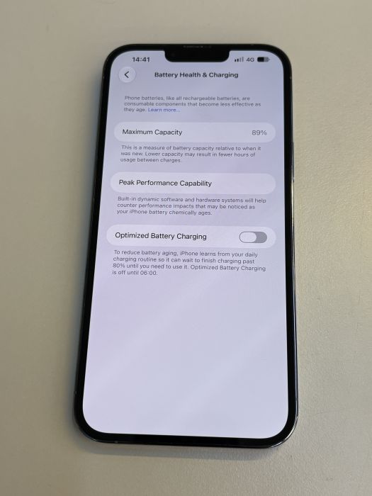 iPhone 13 Pro Max · 8/9