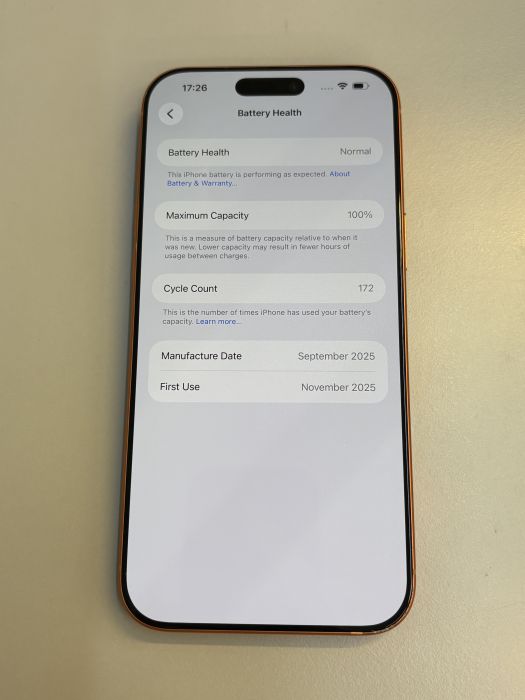 iPhone 17 Pro Max · 8/9