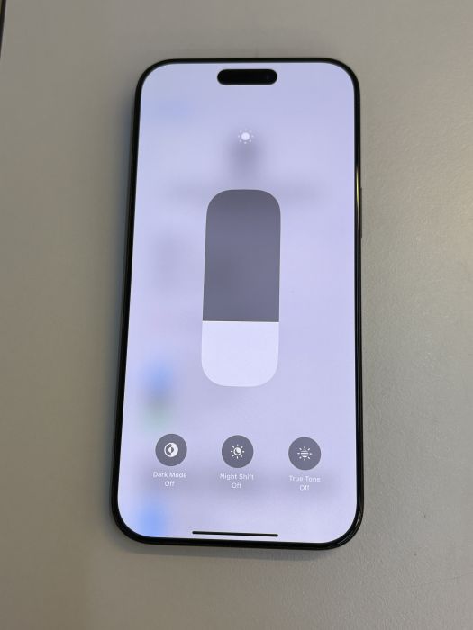 iPhone 16 Pro Max · 6/9