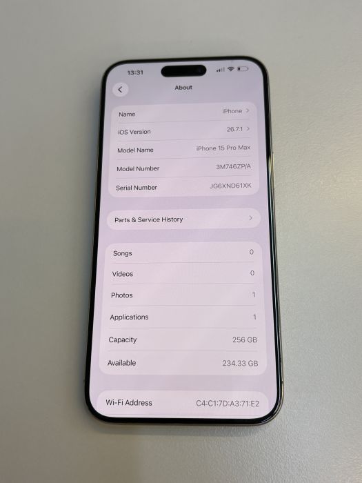 iPhone 15 Pro Max · 7/10