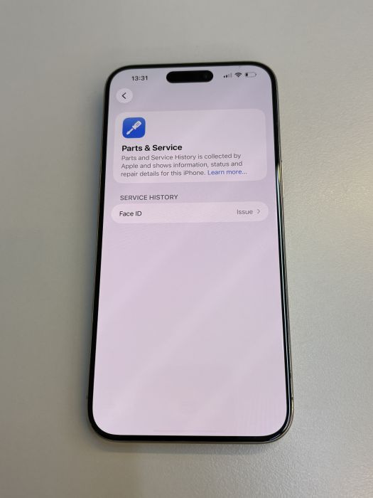 iPhone 15 Pro Max · 8/10