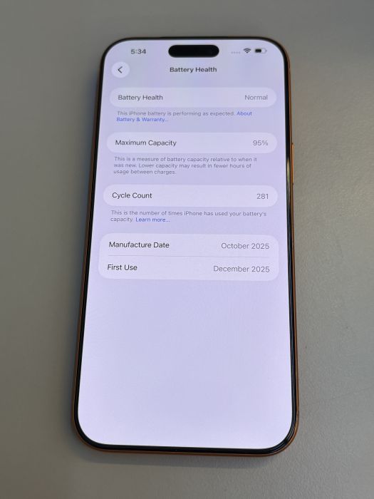 iPhone 17 Pro Max · 8/9