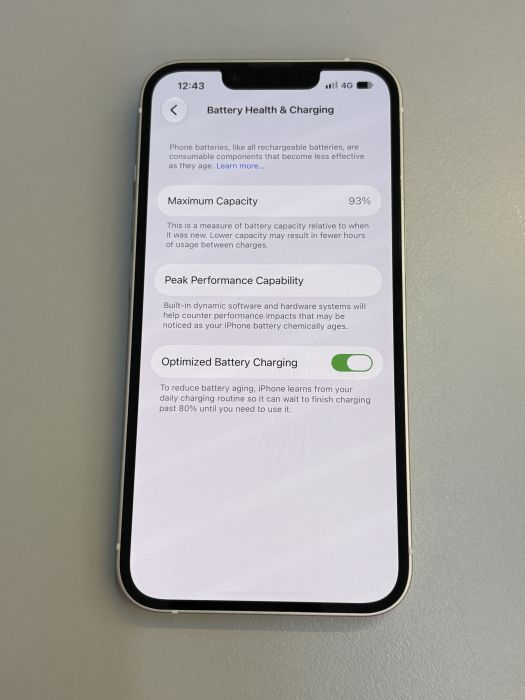 iPhone 14 · 8/9