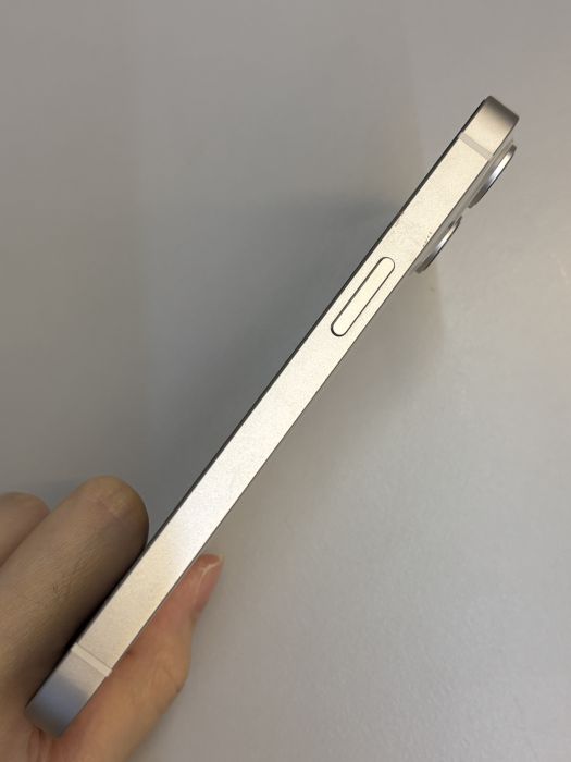 iPhone 14 · 3/9