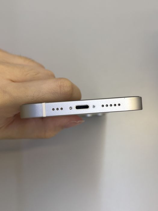 iPhone 14 · 4/9