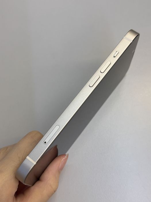 iPhone 14 · 2/9