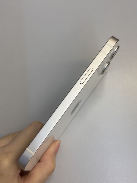 iPhone 14 · 3/9