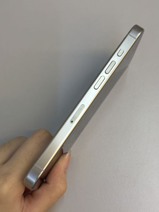 iPhone 15 Pro · 2/9