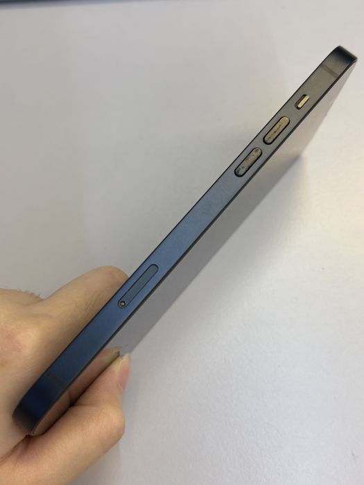 iPhone 14 Plus · 2/9