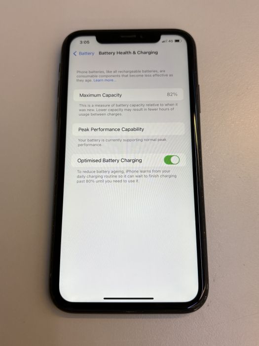 iPhone XR · 8/9