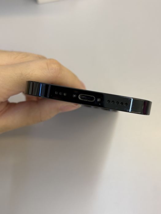 iPhone 14 Pro · 4/9