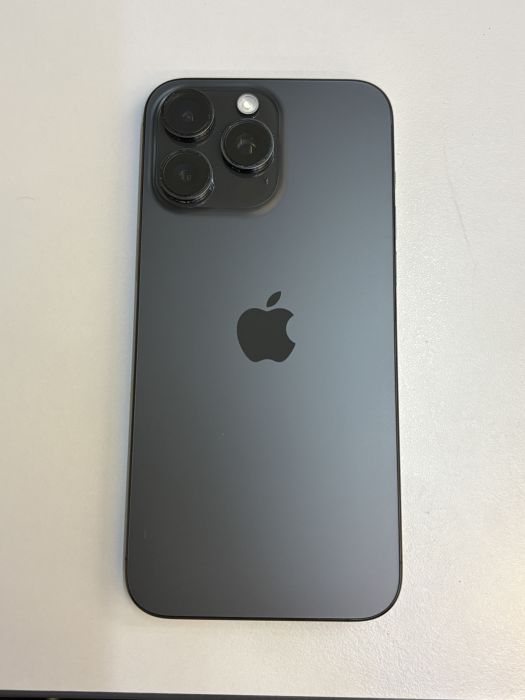 iPhone 15 Pro Max · 1/9