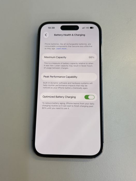 iPhone 14 Pro · 8/9