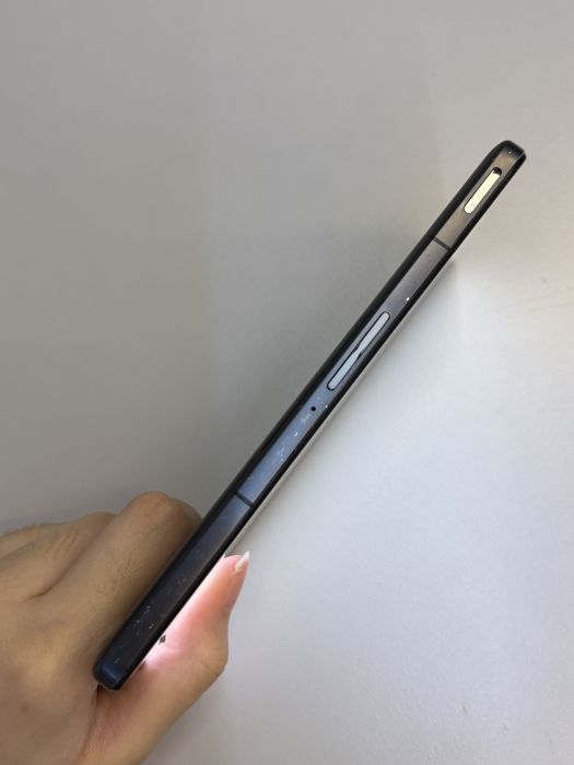 POCO F4 GT · 2/7