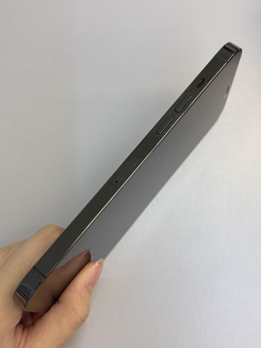 iPhone 12 Pro Max · 2/9