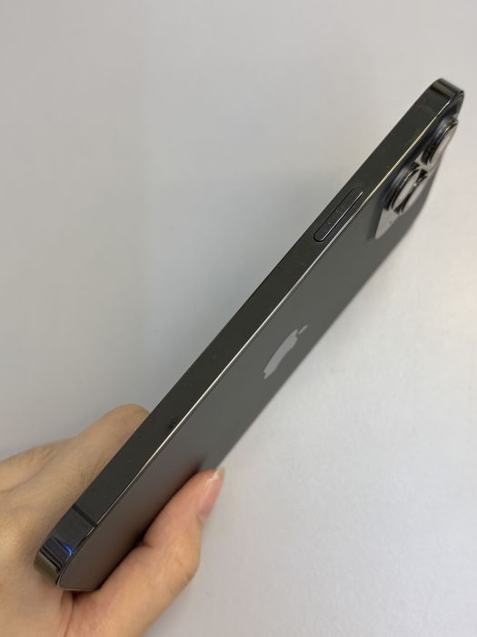 iPhone 12 Pro Max · 3/9