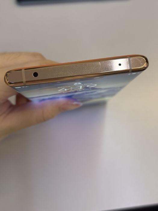 Huawei Mate 30 Pro 5G · 5/7