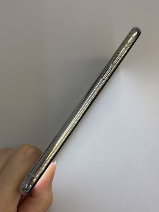 iPhone X · 2/9