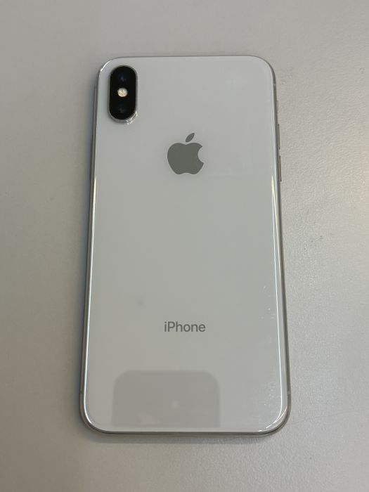 iPhone X · 1/9