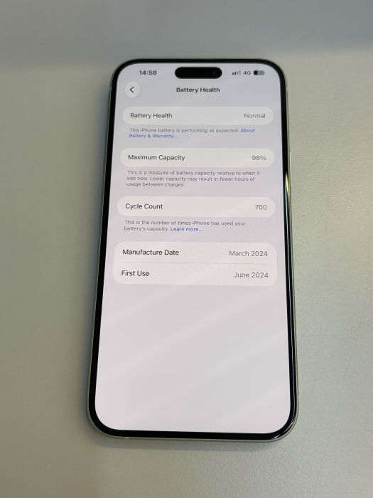 iPhone 15 Plus · 8/9