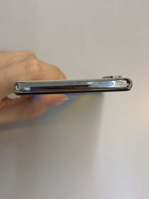 iPhone X · 5/9